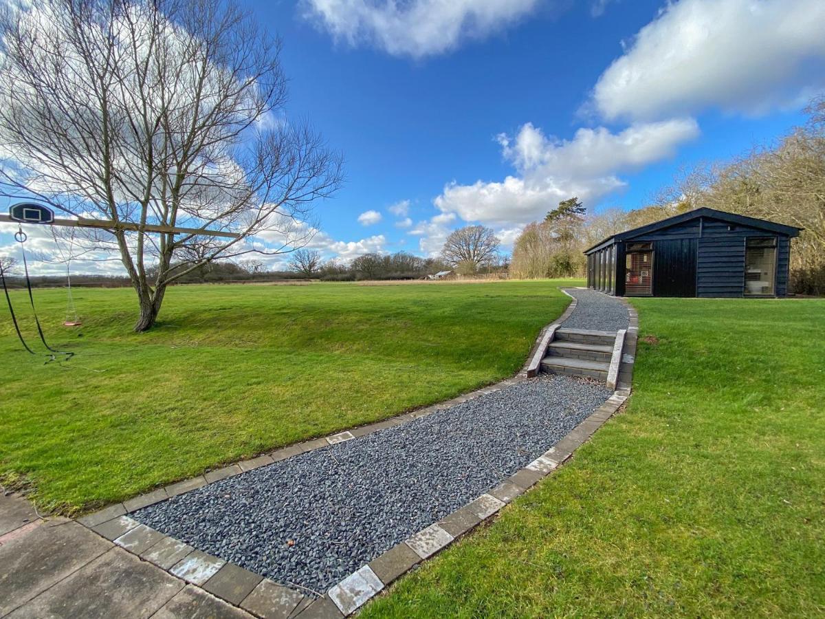 The Tractor Shed Villa Worcester Luaran gambar